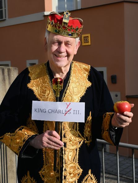 King Charly III. gibt sich die Ehre bei der „Fastnacht in Franken“
